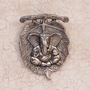 Ganesh in Pipal leaf